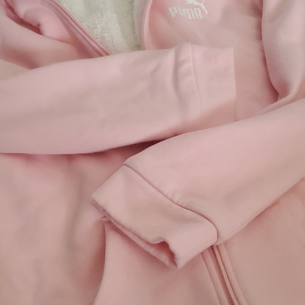 Pink fluffy puma zip up hooded jacket - Picture 4 of 5